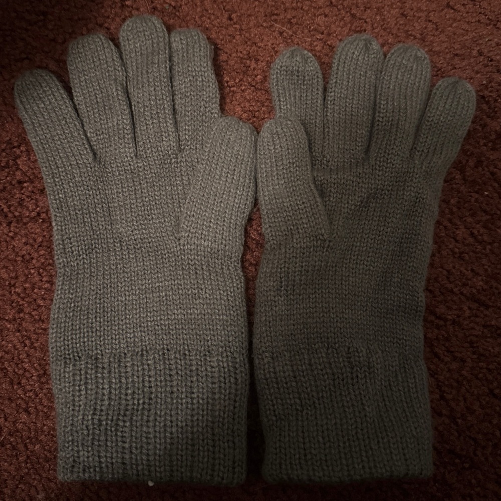 Gray Knit Men's Gloves